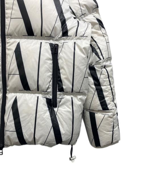 ARMANI EXCHANGE（アルマーニ エクスチェンジ）ARMANI EXCHANGE (アルマーニ エクスチェンジ) ICONロゴダウンジャケット ホワイト サイズ:XSの古着・服飾アイテム