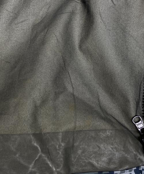 U'S NAVY（アメリカ海軍）U'S NAVY (アメリカ海軍) ECWCS NWU GEN2 LEVEL6 GORE-TEX PARKA ゴアテックス マウンテンパーカー デジカモ ネイビー サイズ:L/Sの古着・服飾アイテム