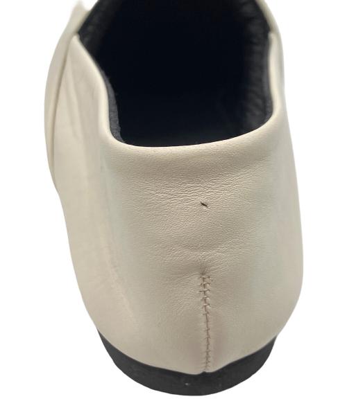 Y's PINK（ワイズ ピンク）Y's PINK (ワイズ ピンク) レザーシューズ ホワイト サイズ:4の古着・服飾アイテム