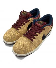 NIKE SB（ナイキエスビー）の古着「Dunk Low Pro "City of Cinema/Celestial Gold and Dark Team Red"」｜ベージュ