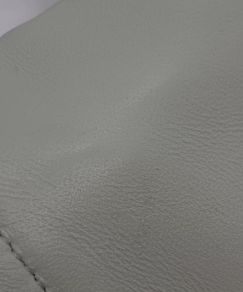 CELINE（セリーヌ）CELINE (セリーヌ) キュイルトリオンフドローストリングモバイルポーチ/フォンケース ミントグリーン サイズ:下記参照の古着・服飾アイテム