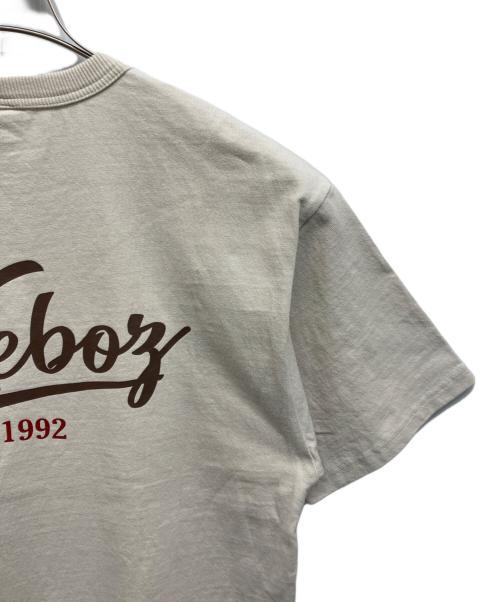 KEBOZ（ケボズ）KEBOZ (ケボズ) プリントTシャツ ホワイト サイズ:Sの古着・服飾アイテム
