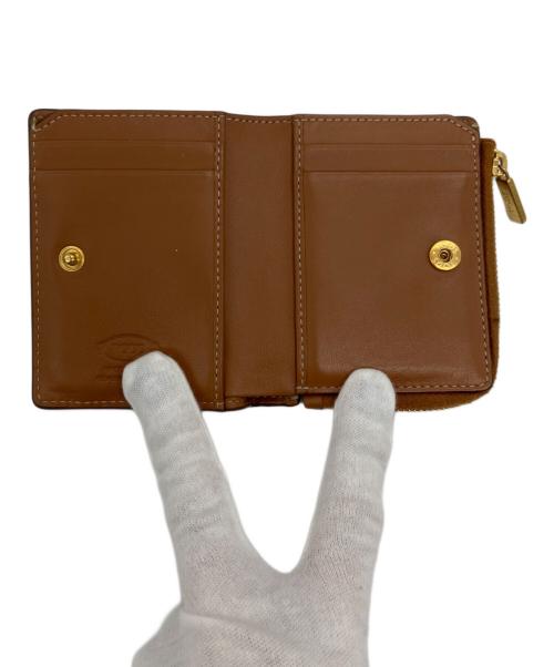 TOD'S（トッズ）TOD'S (トッズ) T タイムレスカーフレザー2つ折り財布 ブラウンの古着・服飾アイテム