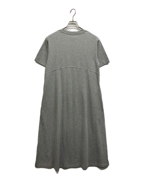 Champion（チャンピオン）Champion (チャンピオン) URBAN RESEARCH DOORS (アーバンリサーチドアーズ) 別注半袖ワンピース グレー サイズ:Free 未使用品の古着・服飾アイテム