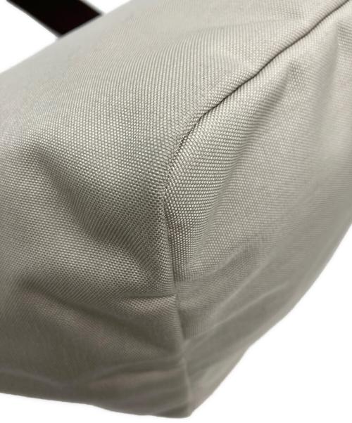 Herve Chapelier（エルベシャプリエ）Herve Chapelier (エルベシャプリエ) コーデュラ舟型トートM ベージュの古着・服飾アイテム