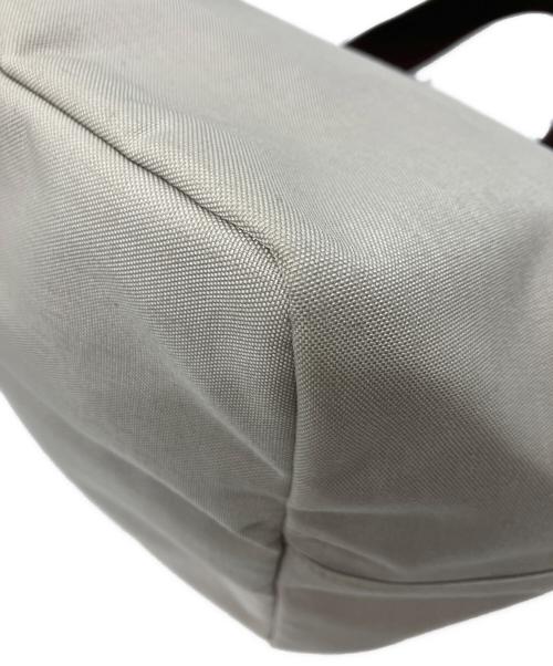 Herve Chapelier（エルベシャプリエ）Herve Chapelier (エルベシャプリエ) コーデュラ舟型トートM ベージュの古着・服飾アイテム