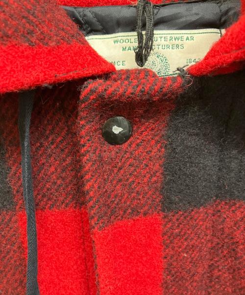 JOHNSON WOOLEN MILLS（ジョンソンウーレンミルズ）JOHNSON WOOLEN MILLS (ジョンソンウーレンミルズ) バッファローチェックウールハンティングジャケット レッド サイズ:不明の古着・服飾アイテム