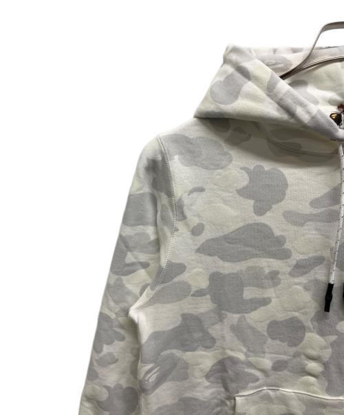 A BATHING APE（アベイシングエイプ）A BATHING APE (ア ベイシング エイプ) CITY CAMO PULLOVER HOODIE ホワイト サイズ:Lの古着・服飾アイテム