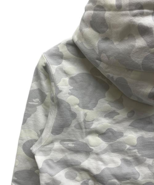 A BATHING APE（アベイシングエイプ）A BATHING APE (ア ベイシング エイプ) CITY CAMO PULLOVER HOODIE ホワイト サイズ:Lの古着・服飾アイテム