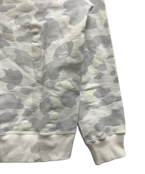 A BATHING APE（アベイシングエイプ）A BATHING APE (ア ベイシング エイプ) CITY CAMO PULLOVER HOODIE ホワイト サイズ:Lの古着・服飾アイテム