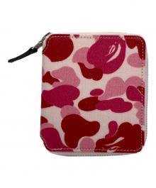 A BATHING APE（アベイシングエイプ）の古着「ABC CAMO WALLET」｜ピンク