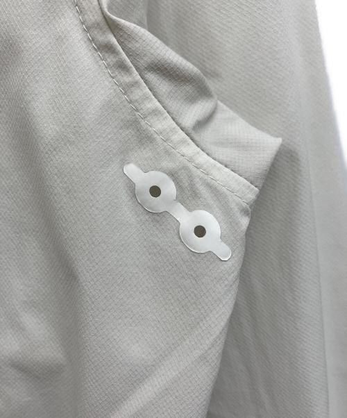 DESCENTE（デサント）DESCENTE (デサント) スナップボタンシャツ ホワイト サイズ:Sの古着・服飾アイテム