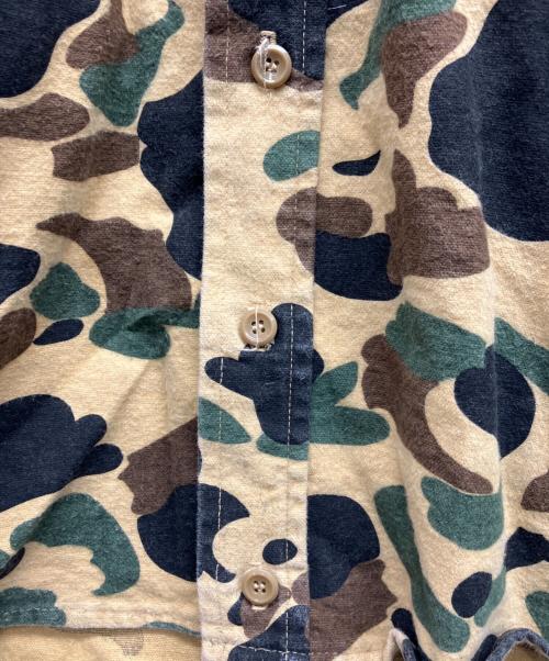 WOOLRICH（ウールリッチ）WOOLRICH (ウールリッチ) ダックハンターカモ シャモアクロス フラップポケット L/S シャツ ベージュ サイズ:Mの古着・服飾アイテム