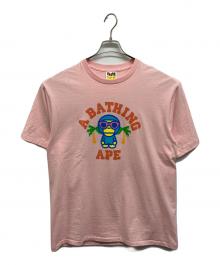 A BATHING APE（アベイシングエイプ）の古着「プリントTシャツ」｜ピンク