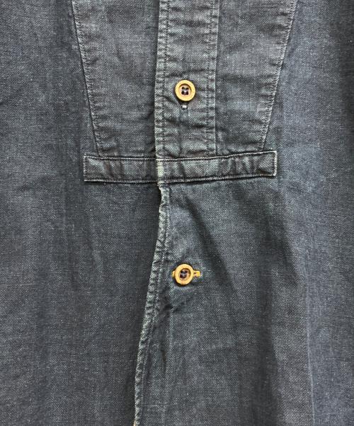 45R（フォーティファイブ・アール）45R (フォーティファイブ・アール) インディゴ染めバンドカラーロングシャツ インディゴ サイズ:freeの古着・服飾アイテム