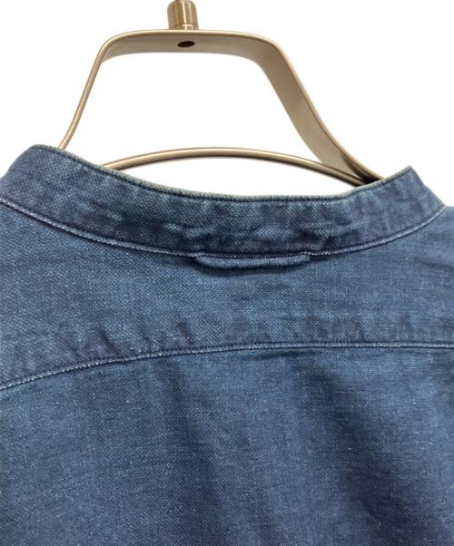 45R（フォーティファイブ・アール）45R (フォーティファイブ・アール) インディゴ染めバンドカラーロングシャツ インディゴ サイズ:freeの古着・服飾アイテム