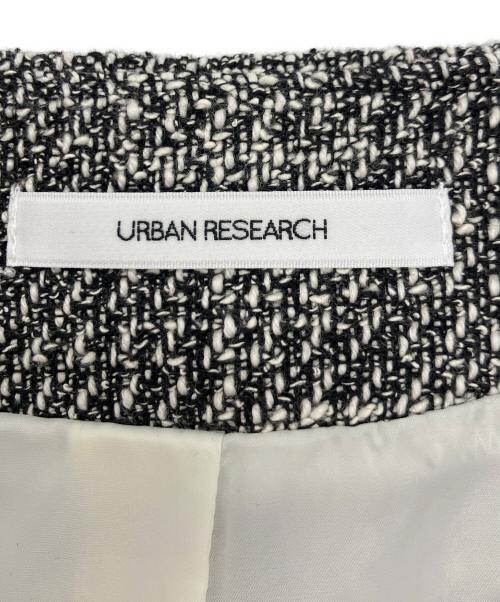 URBAN RESEARCH（アーバンリサーチ）URBAN RESEARCH (アーバンリサーチ) ノーカラーツイードジャケット ホワイト×ブラック サイズ:Freeの古着・服飾アイテム