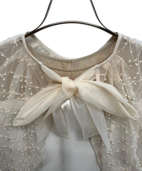 CELFORD（セルフォード）CELFORD (セルフォード) ケープ付きドレス ベージュ サイズ:36の古着・服飾アイテム