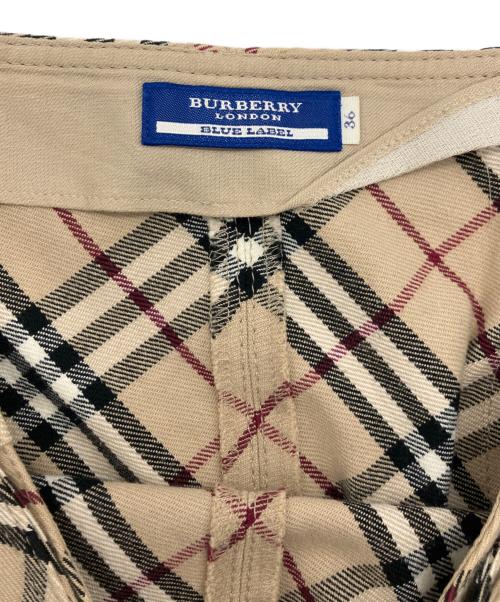 BURBERRY BLUE LABEL（バーバリー ブルー レーベル）BURBERRY BLUE LABEL (バーバリー ブルー レーベル) ミニマーメイドスカート ベージュ サイズ:36の古着・服飾アイテム