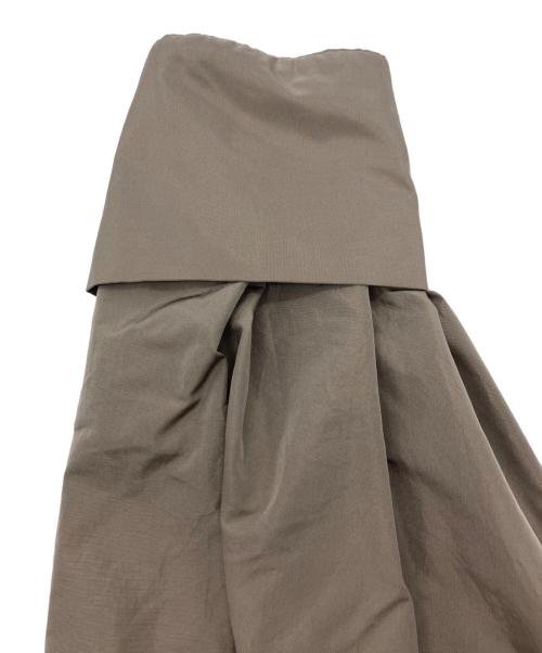 AUBRIOT（オブリオ）AUBRIOT (オブリオ) メモリータフタ ブラウス ベージュ サイズ:2の古着・服飾アイテム