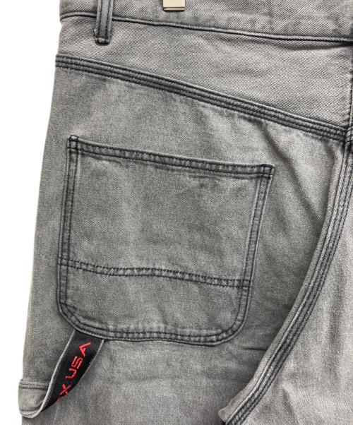 AVIREX（アヴィレックス）AVIREX (アヴィレックス) VARSITY PAINTER SHORTS グレー サイズ:2XLの古着・服飾アイテム