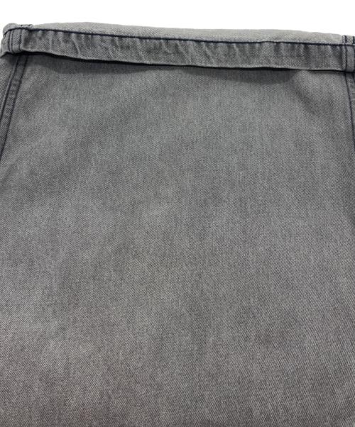 AVIREX（アヴィレックス）AVIREX (アヴィレックス) VARSITY PAINTER SHORTS グレー サイズ:2XLの古着・服飾アイテム