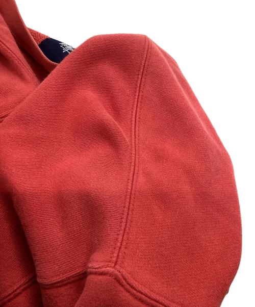 stussy（ステューシー）stussy (ステューシー) ロゴ刺繍前Vガゼットスウェット レッド サイズ:Lの古着・服飾アイテム