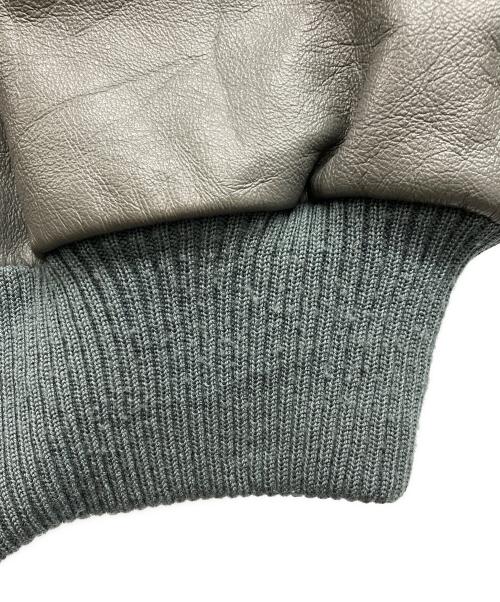 PAUSCH（パウシュ）PAUSCH (パウシュ) レザーフライトジャケット グレー サイズ:50の古着・服飾アイテム