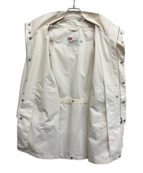 Traditional Weatherwear（トラディショナルウェザーウェア）Traditional Weatherwear (トラディショナルウェザーウェア) トラディショナルウェザーウェア　ELGIN エルガン アイボリー サイズ:36の古着・服飾アイテム