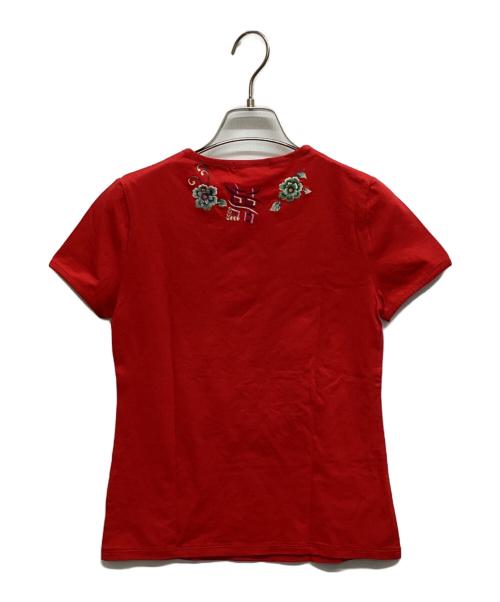 VIVIENNE TAM（ヴィヴィアンタム）VIVIENNE TAM (ヴィヴィアンタム) フラワーエンブロイダリーカットソー レッドの古着・服飾アイテム