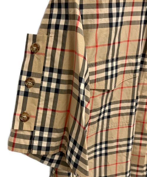 BURBERRY（バーバリー）BURBERRY (バーバリー) ノヴァチェックスリーブボタンシャツ ベージュ サイズ:UK8の古着・服飾アイテム