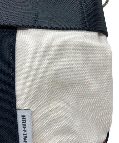 BRIEFING（ブリーフィング）BRIEFING (ブリーフィング) EASEL CANVAS TOTE S アイボリーの古着・服飾アイテム