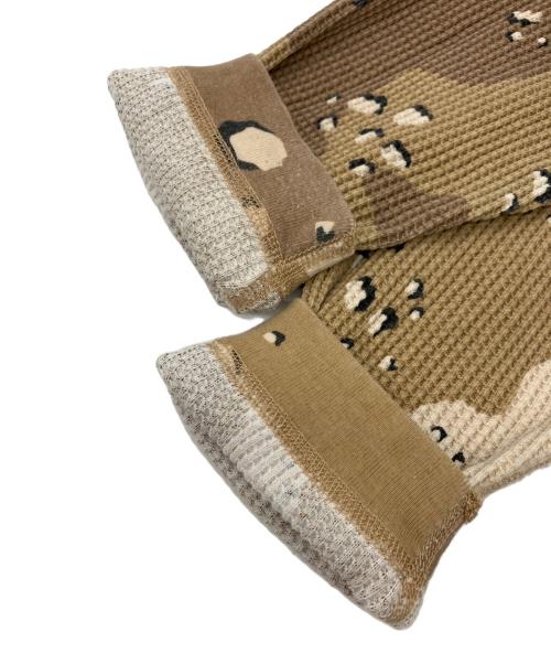 stussy（ステューシー）stussy (ステューシー) STUSSY　ステューシー　Raglan Thermal Desert Camo ブラウン サイズ:Sの古着・服飾アイテム