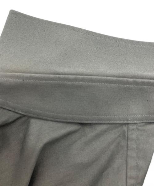 HUGO BOSS（ヒューゴ ボス）HUGO BOSS (ヒューゴ ボス) コットンブロードレギュラーシャツ グレー サイズ:43の古着・服飾アイテム