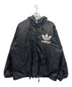 adidasアディダス）の古着「デカトレフォイルロゴナイロンジャケット」｜ブラック