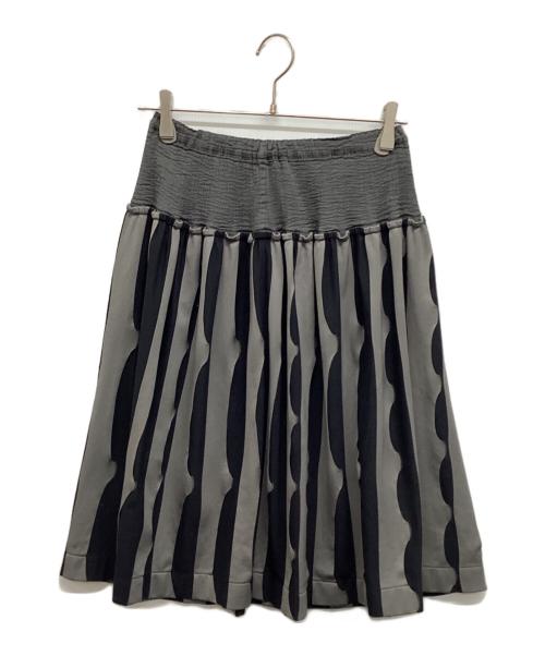 me ISSEY MIYAKE（ミーイッセイ ミヤケ）me ISSEY MIYAKE (ミーイッセイ ミヤケ) 切替スカート グレー サイズ:Freeの古着・服飾アイテム