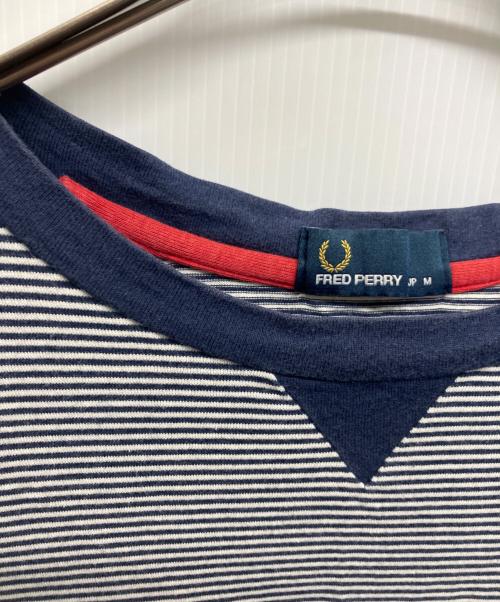 FRED PERRY（フレッドペリー）FRED PERRY (フレッドペリー) ボーダーTシャツ ネイビー サイズ:Mの古着・服飾アイテム