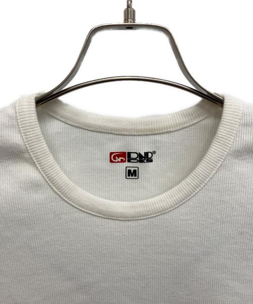 DND4DES（ディーエヌディーフォーデス）DND4DES (ディーエヌディーフォーデス) DND4DES Cross Graphic T-Shirt ホワイト サイズ:Mの古着・服飾アイテム