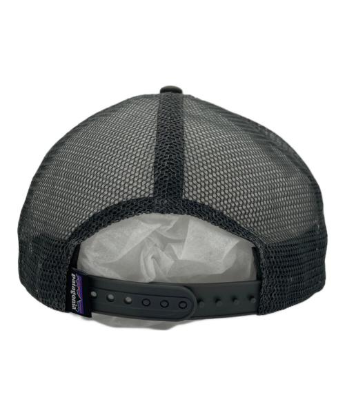 Patagonia（パタゴニア）Patagonia (パタゴニア) Shop Patch Trucker Hat - Hawaii グレーの古着・服飾アイテム