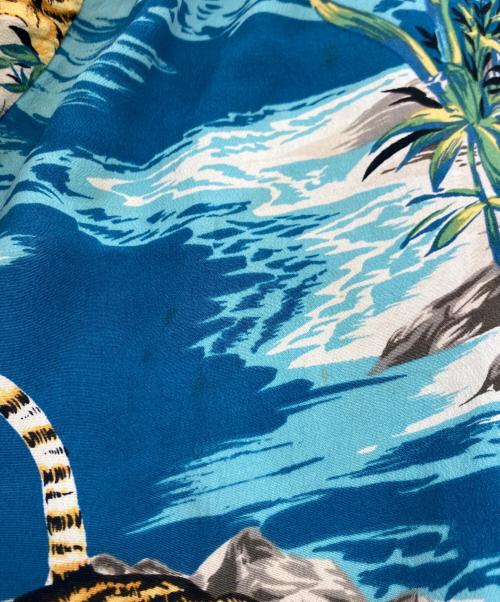 native hawaian（ネイティブハワイアン）native hawaian (ネイティブハワイアン) 虎柄レーヨンアロハシャツ ブルー サイズ:38の古着・服飾アイテム