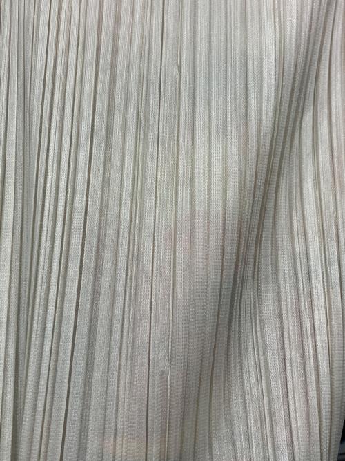PLEATS PLEASE（プリーツプリーズ）PLEATS PLEASE (プリーツプリーズ) パフェ柄ノースリーブプリーツカットソー ピンク サイズ:3の古着・服飾アイテム