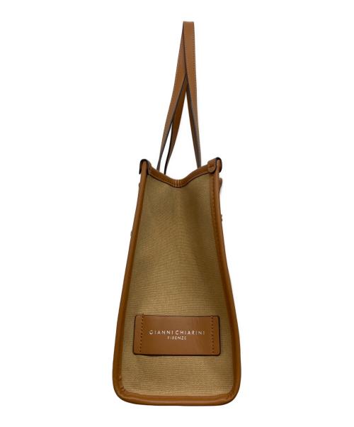 GIANNI CHIARINI（ジャンニ キアリーニ）GIANNI CHIARINI (ジャンニ キアリーニ) マルチェッラ S CORDA-CUOIO-CARAMELの古着・服飾アイテム