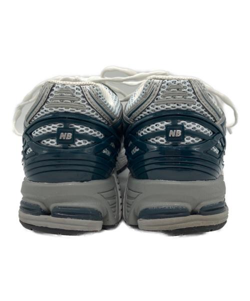 NEW BALANCE（ニューバランス）NEW BALANCE (ニューバランス) スニーカー シルバー サイズ:US9 UK8.5 EU42.5 JPN27の古着・服飾アイテム