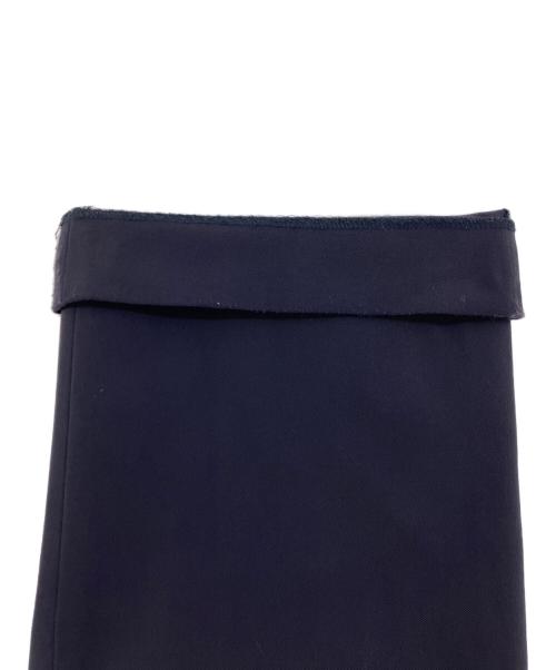 ISSEY MIYAKE WHITE LABEL（イッセイミヤケホワイトレーベル）ISSEY MIYAKE WHITE LABEL (イッセイミヤケホワイトレーベル) ストレッチパンツ ネイビー サイズ:2の古着・服飾アイテム