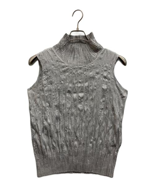 ISSEY MIYAKE（イッセイミヤケ）ISSEY MIYAKE (イッセイミヤケ) シワ加工ノースリーブブラウス グレー サイズ:2の古着・服飾アイテム