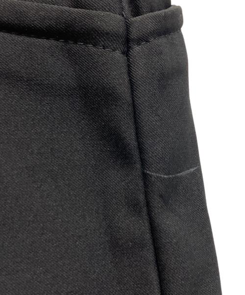GOAT ESSENCE（ゴートエッセンス）GOAT ESSENCE (ゴートエッセンス) TUCK WIDE SHORTS ブラック サイズ:1の古着・服飾アイテム