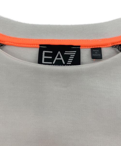 EA7（イーエーセブン）EA7 (イーエーセブン) ラグランロゴスウェット ホワイト サイズ:EU M USA M CN 175/100A MEX M BRA Mの古着・服飾アイテム