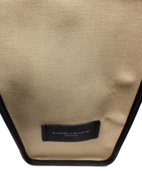 GIANNI CHIARINI（ジャンニ キアリーニ）GIANNI CHIARINI (ジャンニ キアリーニ) マルチェッラ S CANAPA-ESPRESSO-ESPRの古着・服飾アイテム