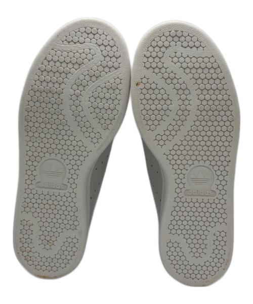 adidas（アディダス）adidas (アディダス) BEAUTY&YOUTH (ビューティーアンドユース) STAN SMITH BY グレー サイズ:US 5 1/2 UK 5 FR 38 JP 23.5 CHN 23.5の古着・服飾アイテム