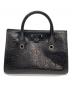JIMMY CHOO（ジミーチュウ）の古着「ライリースターエンボスバッグ」｜ブラック